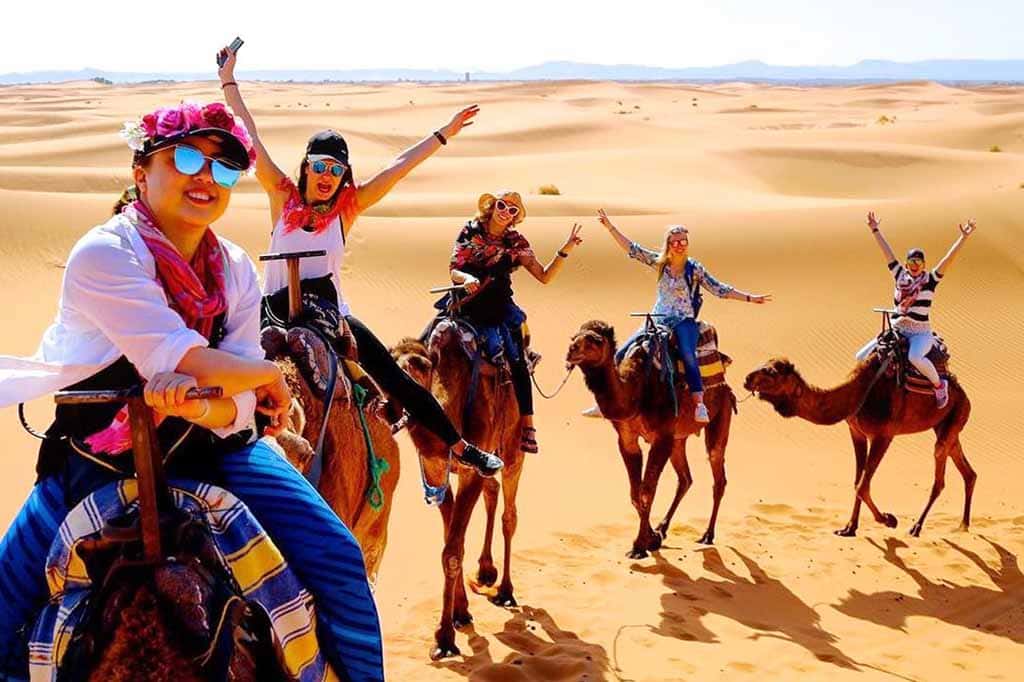Excursión en camello al atardecer en Merzouga - Sahara marroquí